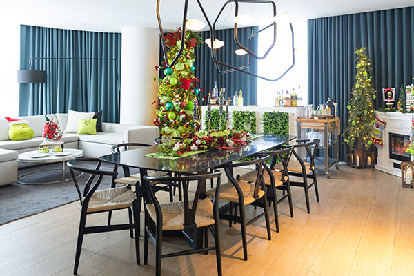 Christmas Themed Dining